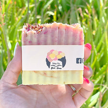Load image into Gallery viewer, La Rosa- Artisan Soap